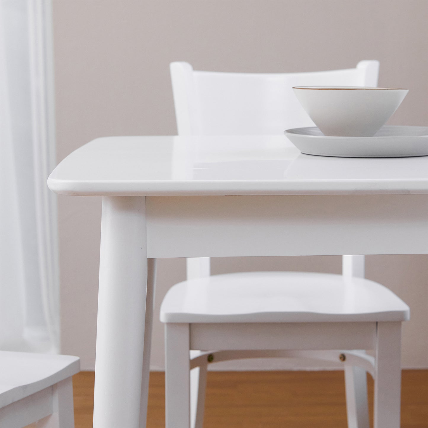 Aslan 29.5" MDF Dining Table