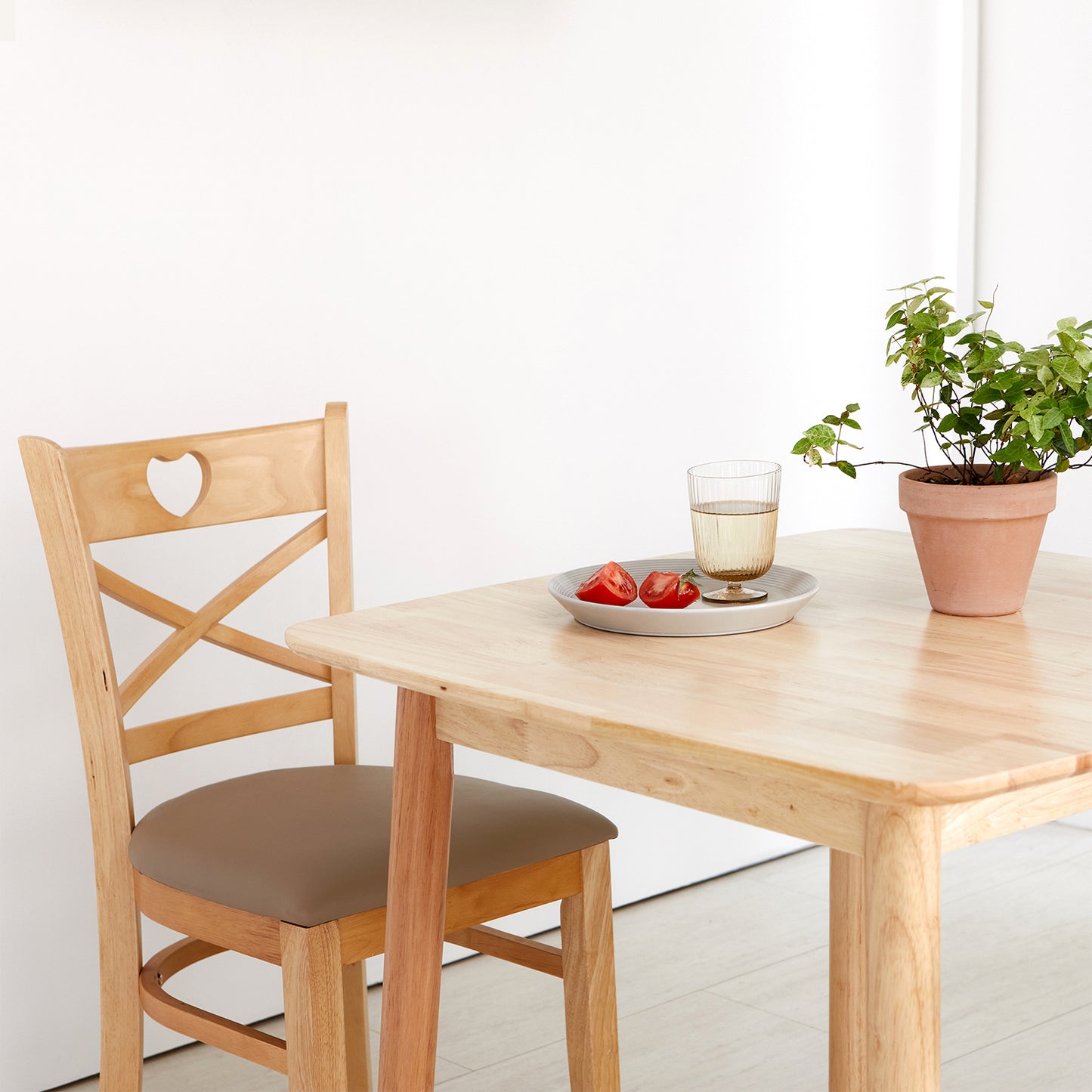 Aslan 29.5" Dining Table