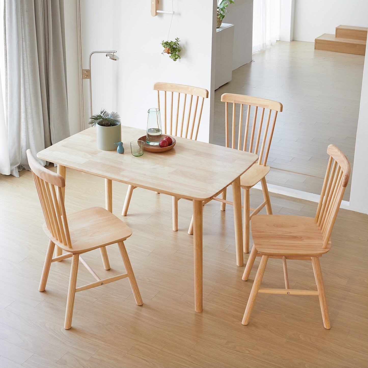 Aslan 47" Dining Table
