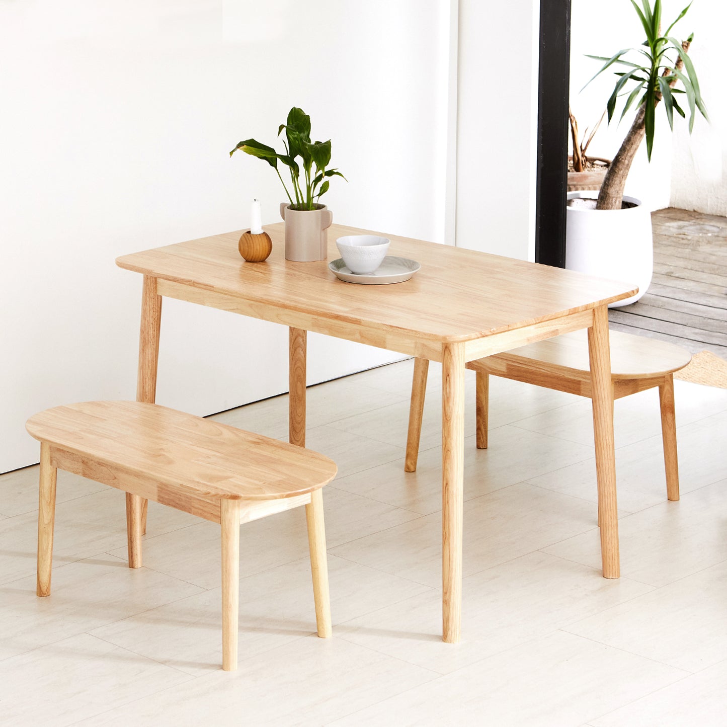Aslan 47" Dining Table