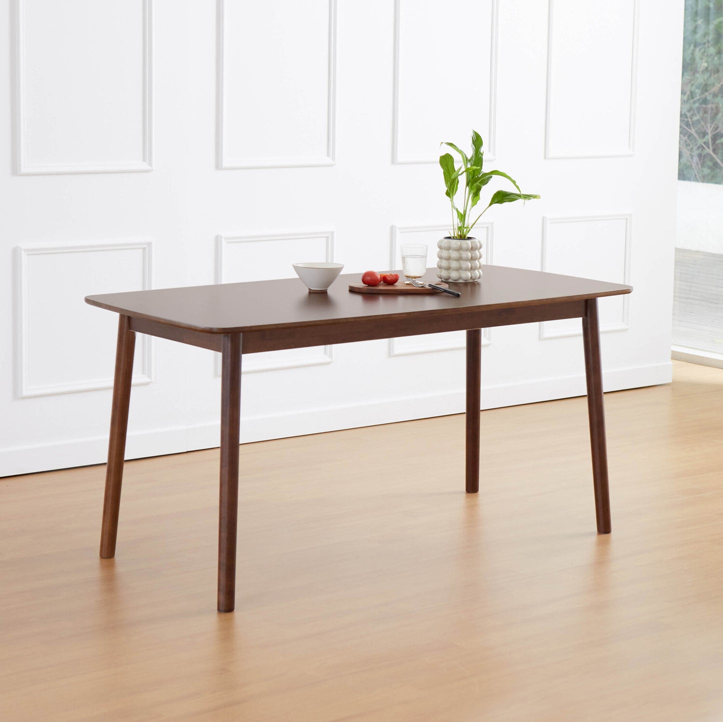 Aslan 59" Dining Table
