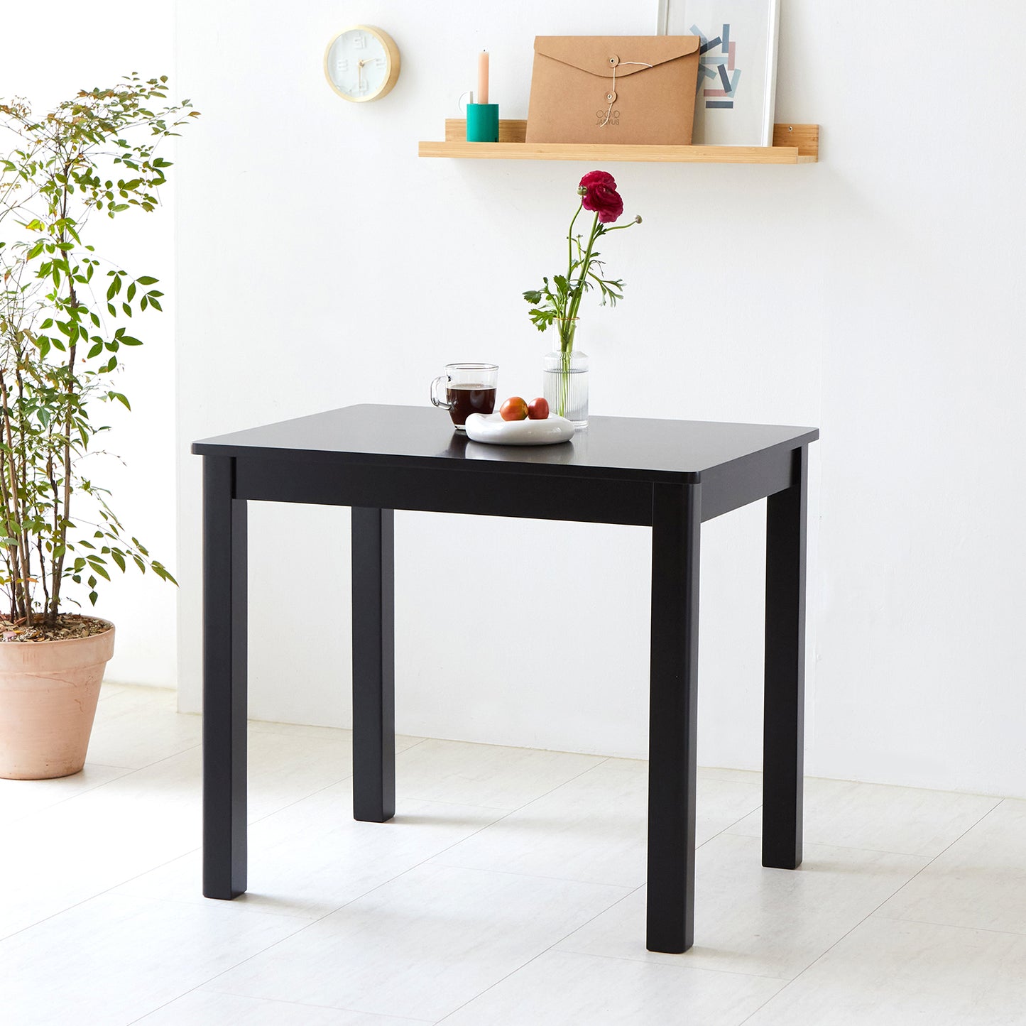 Cabin 33.5" Dining Table