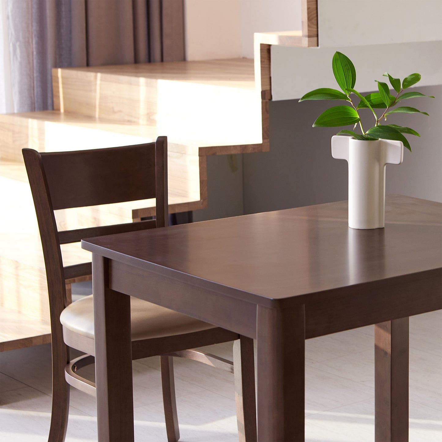 Cabin 33.5" Dining Table