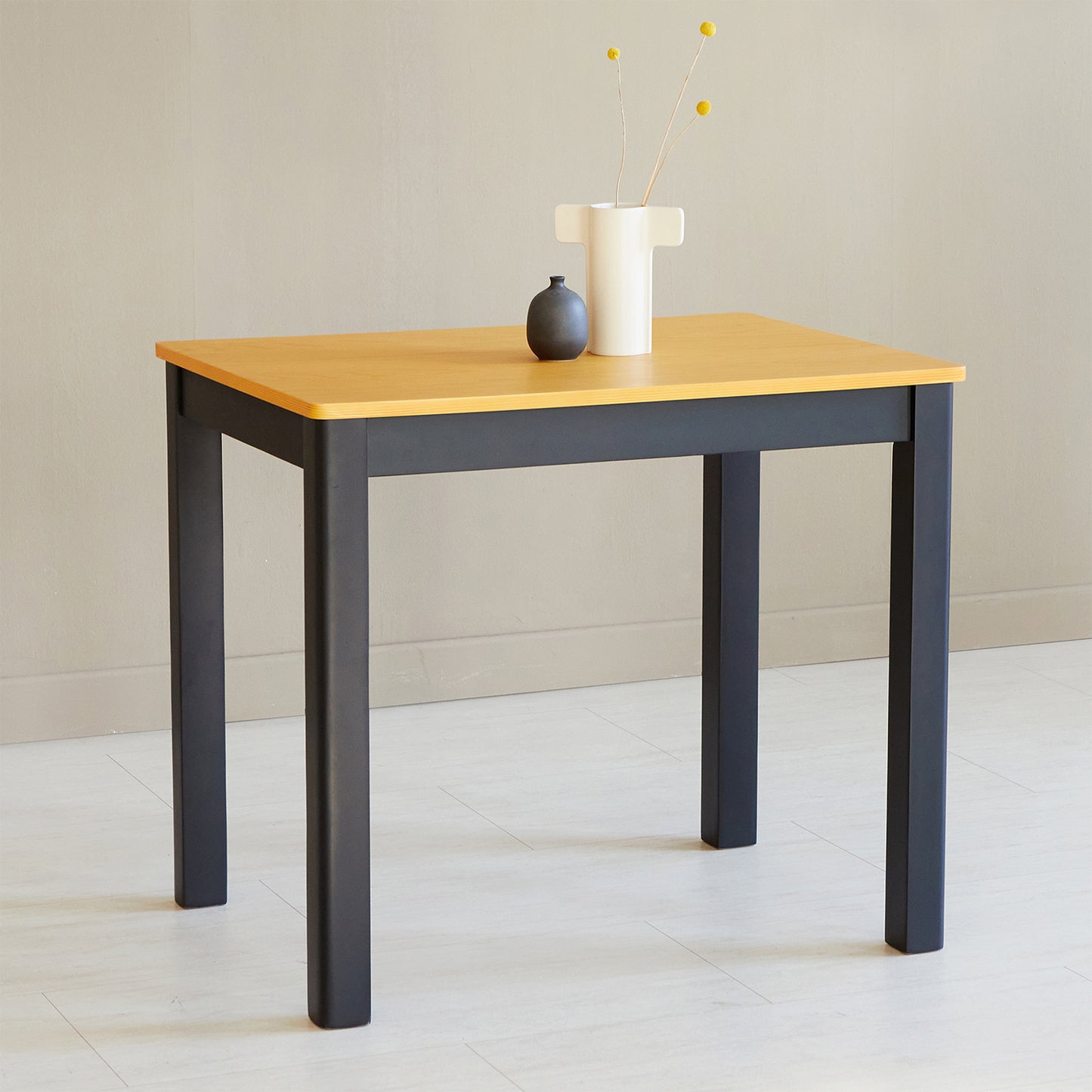 Cabin 33.5" Dining Table