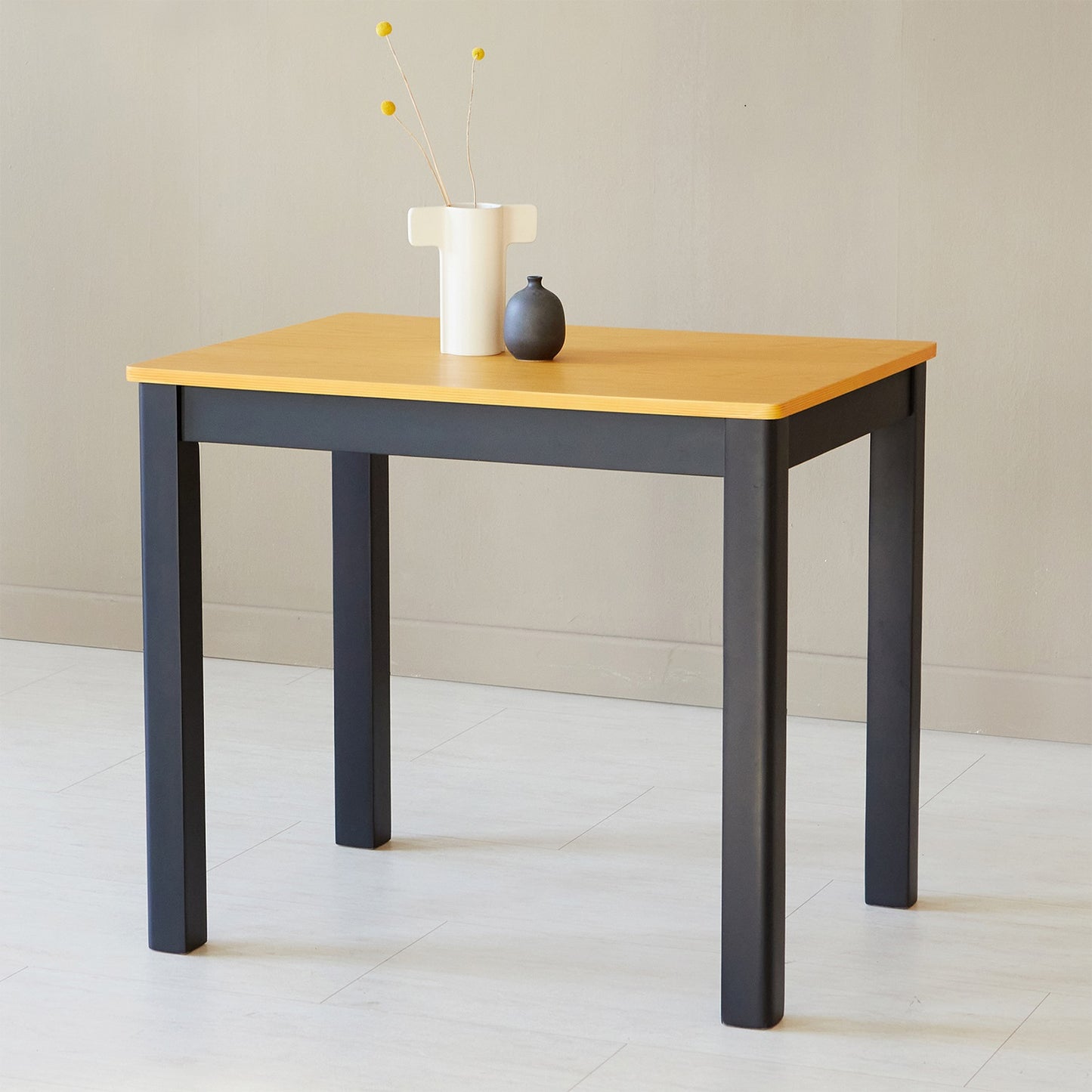Cabin 33.5" Dining Table