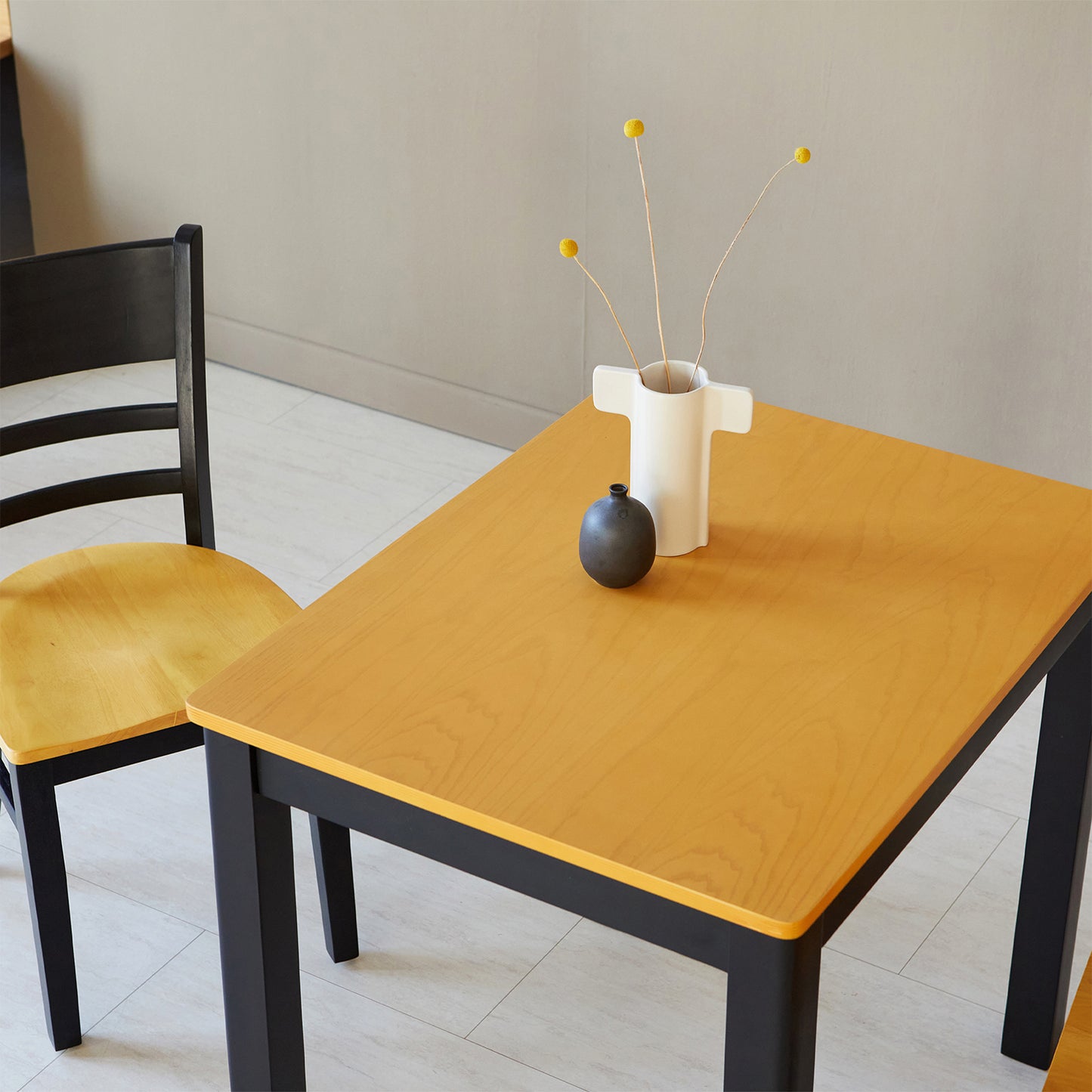 Cabin 33.5" Dining Table