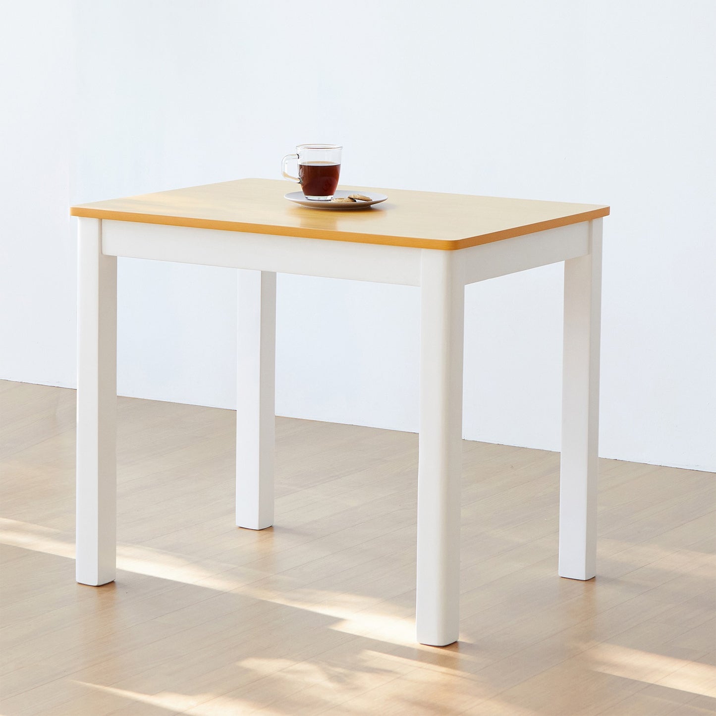Cabin 33.5" Dining Table