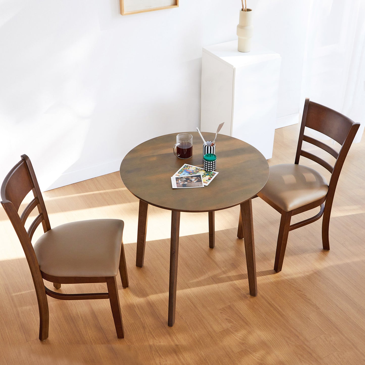 Canberra 27.6" Round Dining Table
