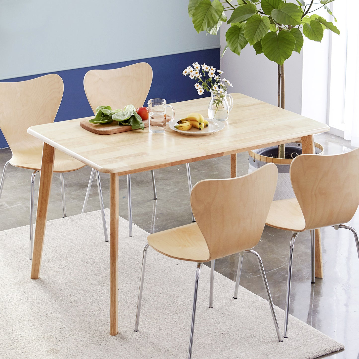 Canberra 47.2" Dining Table