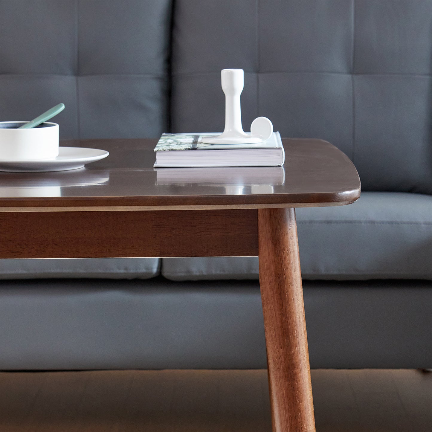 Florence 29.5" Coffee Table